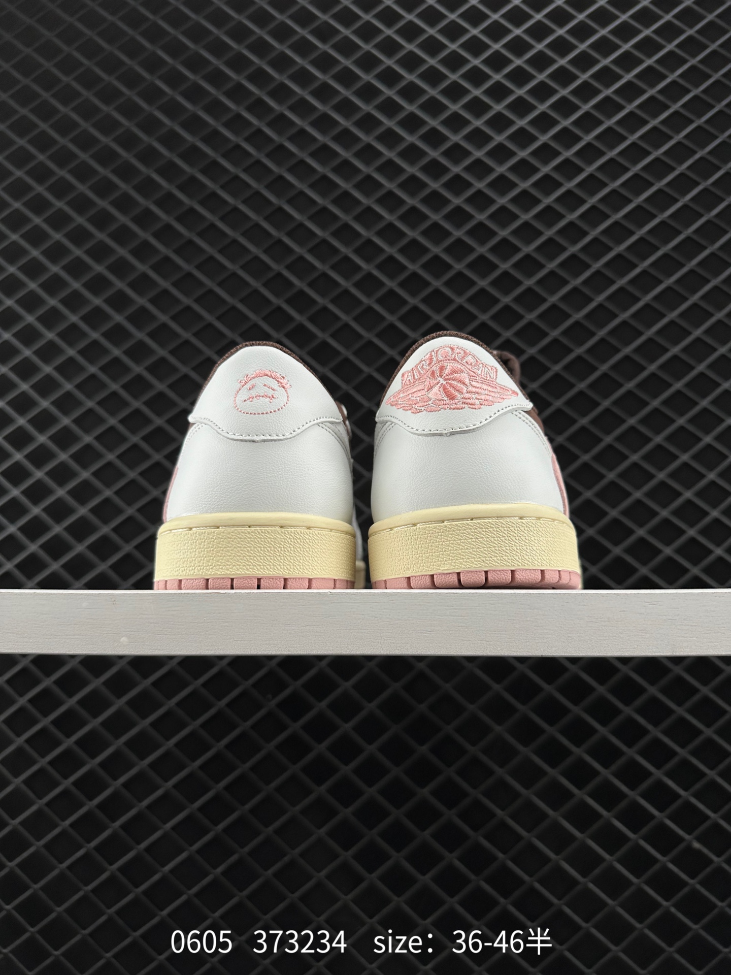 Travis Scott x Air Jordan 1 ” Reverse Mocha “